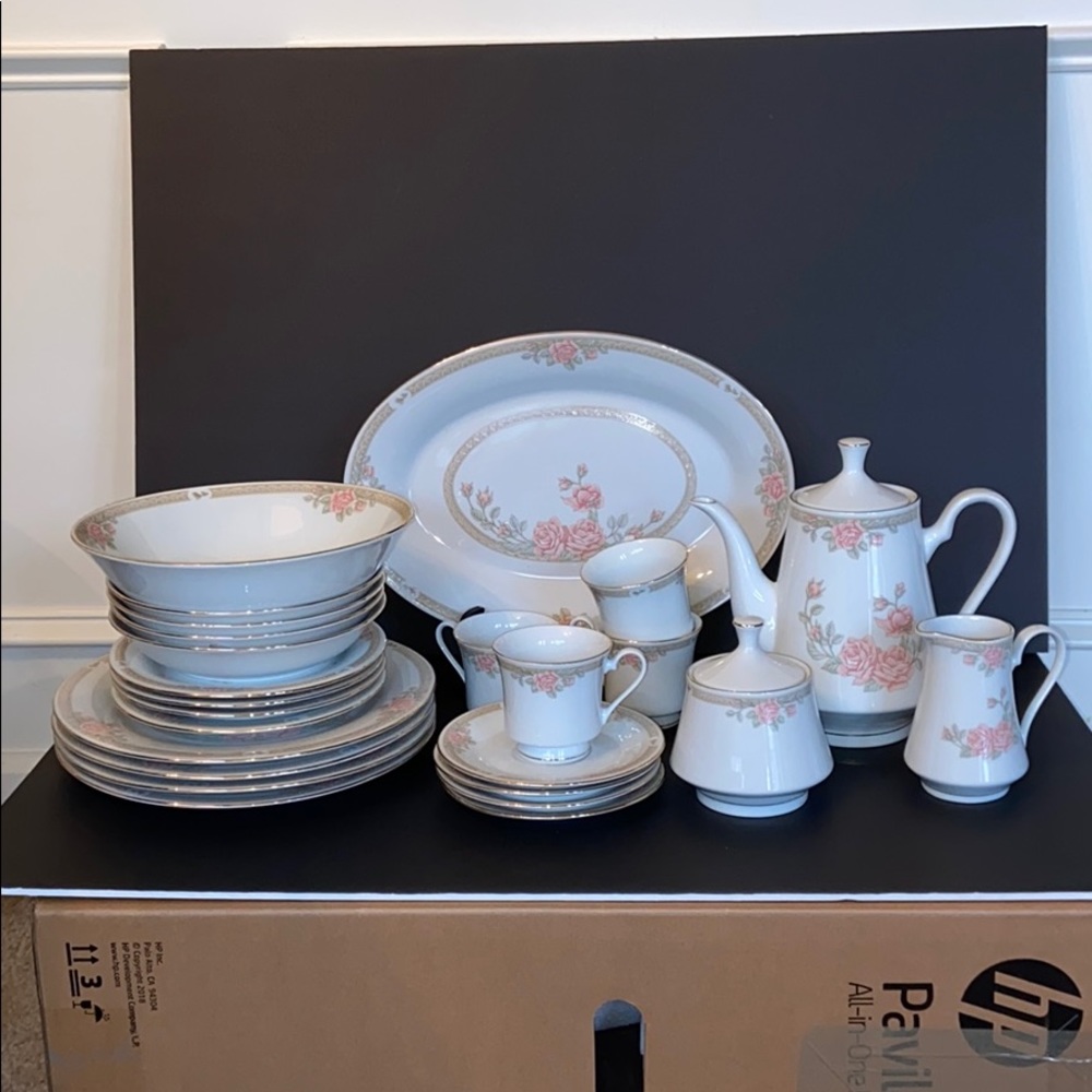 27 pcs pink Rose china set Perfect gift for MOM